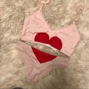 never worn victoria’s secret limited edition set